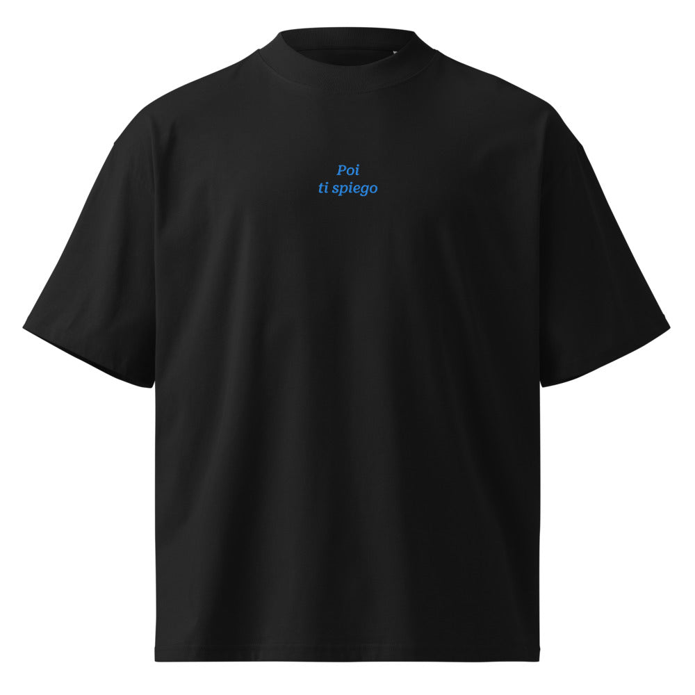 Poi ti spiego — t-shirt oversize nera, ricamo acqua pavone