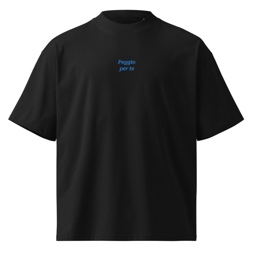 Peggio per te — t-shirt oversize nera, ricamo acqua pavone