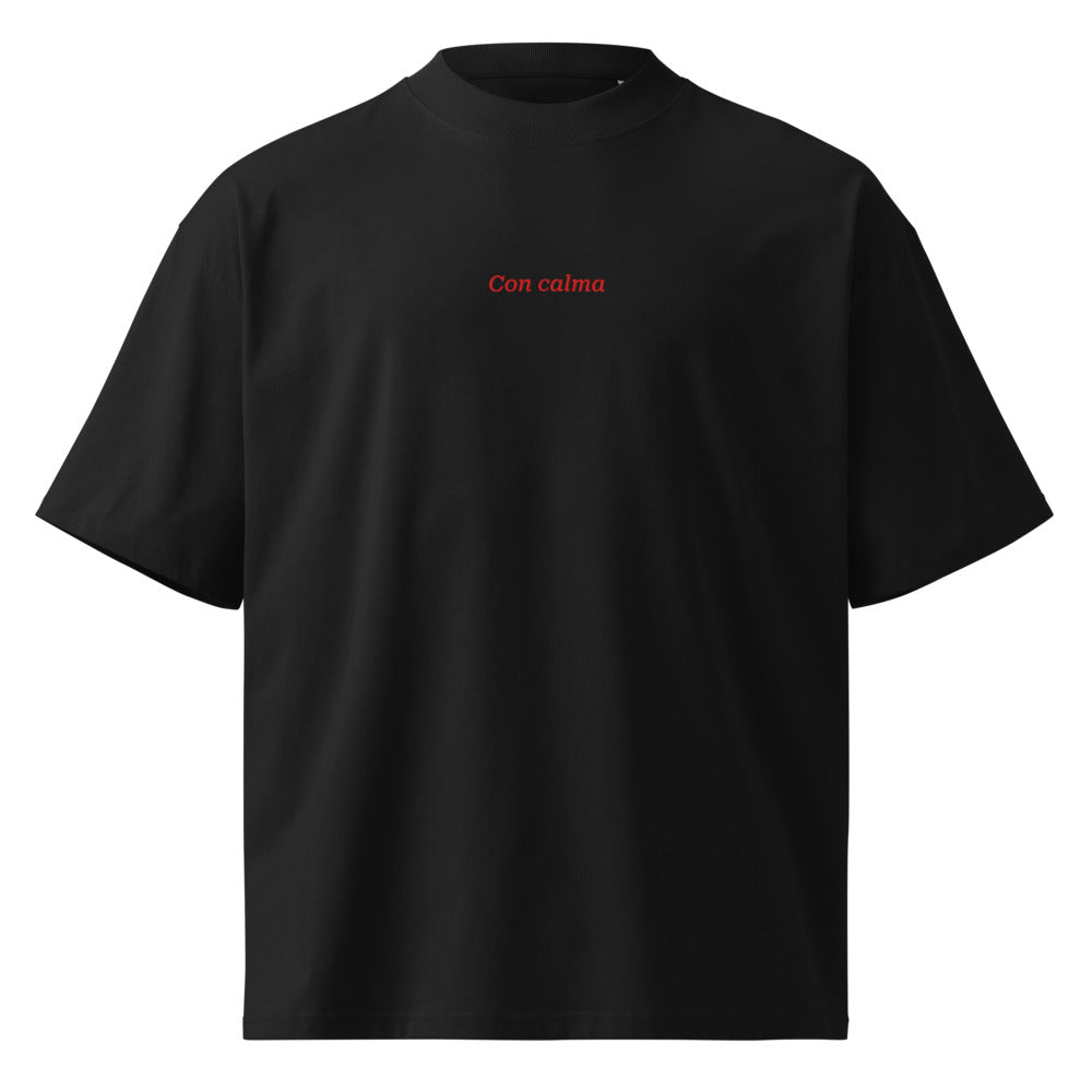 Con calma — t-shirt oversize nera, ricamo rosso