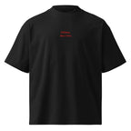 Ultimo, ma c'ero — t-shirt oversize nera, ricamo rosso
