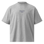 Casa è dove torno — t-shirt oversize grigia, ricamo blu
