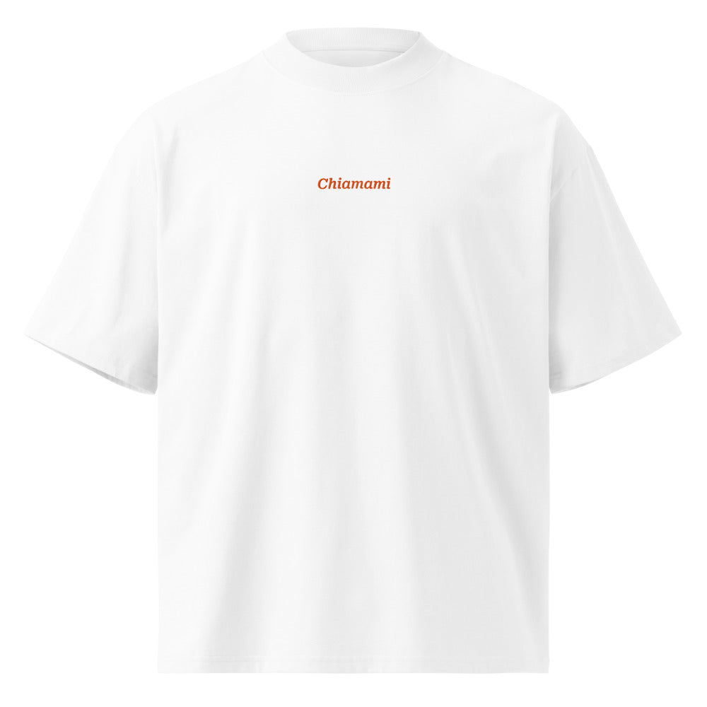 Chiamami — t-shirt oversize bianca, ricamo arancione