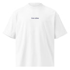 Con calma — t-shirt oversize bianca, ricamo blu