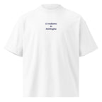 Ci vediamo in montagna — t-shirt oversize bianca, ricamo blu
