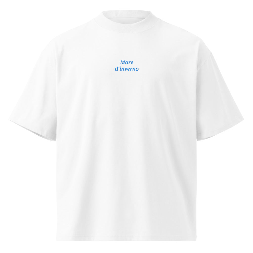 Mare d'inverno — t-shirt oversize bianca, ricamo acqua pavone